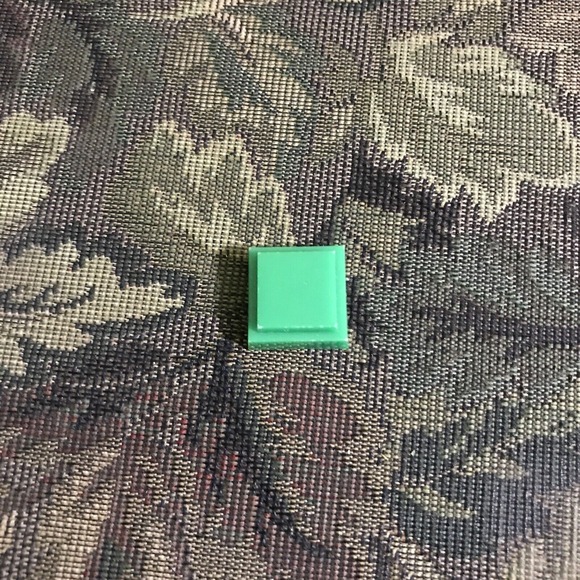 Parker Brothers Other - Vintage 1980 Can't‎ Stop Board Game Green REPLACEMENT Piece - Parker Brothers